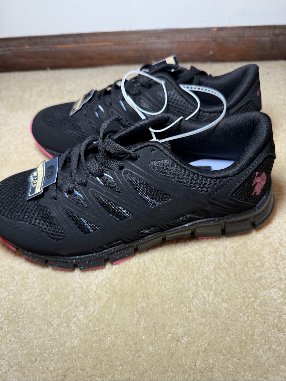 NWT U.S. Polo Assn. Black & Hot Pink Wide Width Running